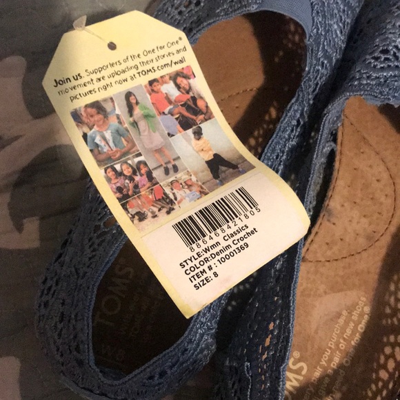 Toms - Picture 3 of 3